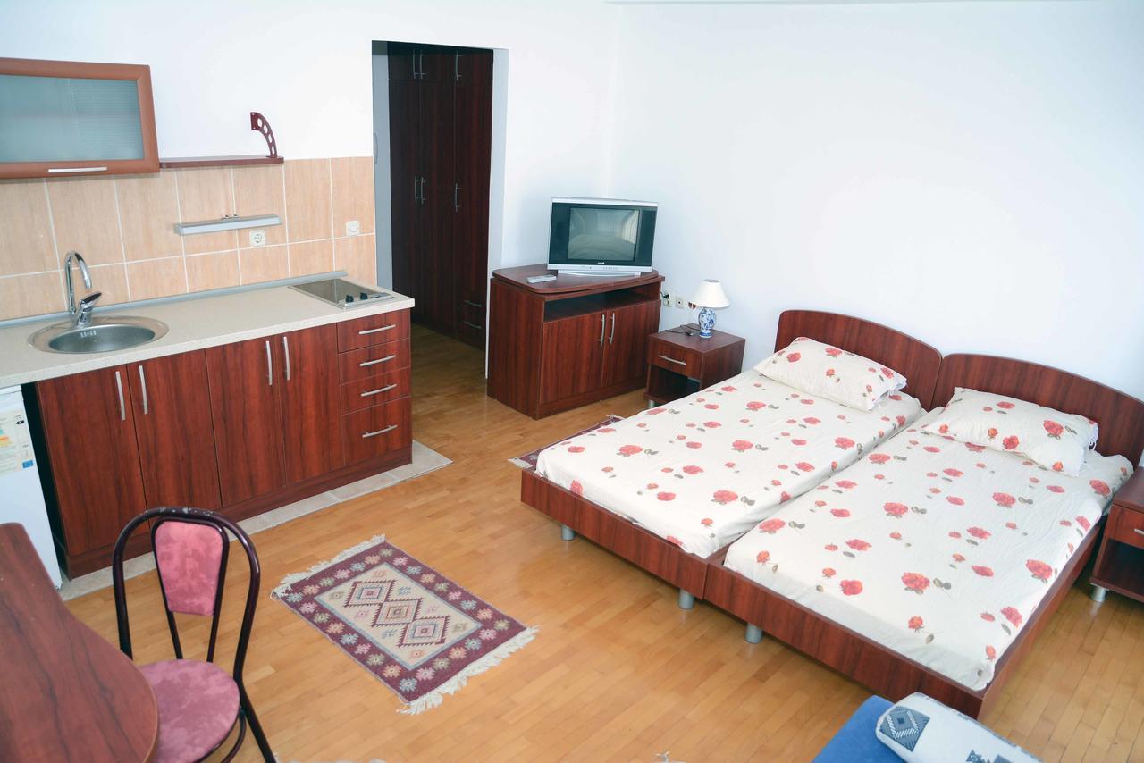 Vila Delfin โอครีด ภายนอก รูปภาพ
