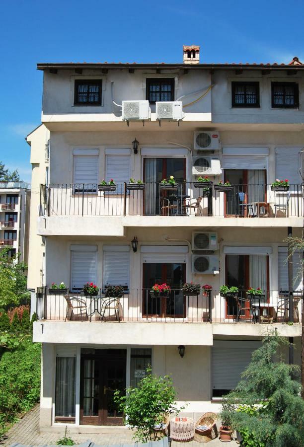 Vila Delfin โอครีด ภายนอก รูปภาพ
